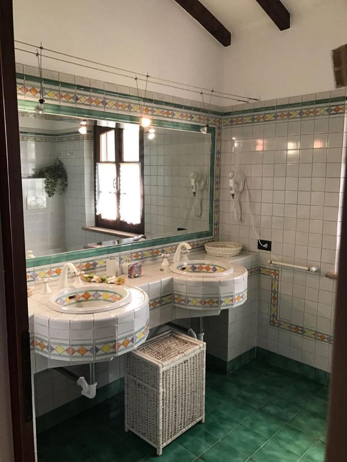 B&B Il Martin Pescatore Bagnolo San Vito Exterior foto